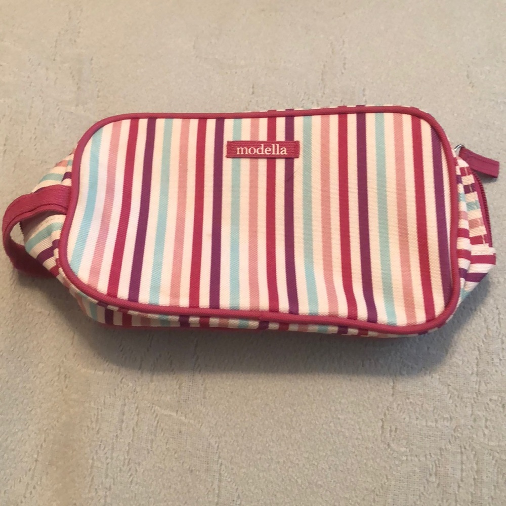 Travel Make Up Bag!